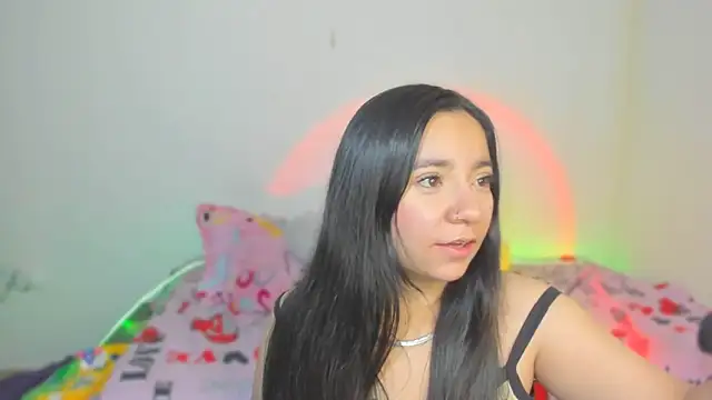 Snapshot of litle_mily_ chatting on 26, 11, 2025 litle mily online show from 26, 11, 2025