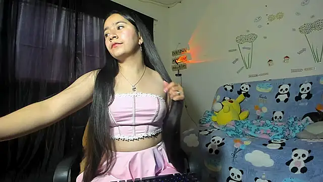Snapshot of litle_mily_ chatting on 25, 1, 2025 litle mily online show from 25, 1, 2025