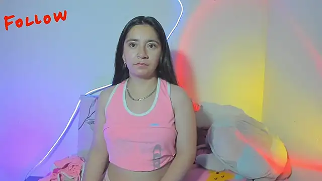 Snapshot of litle_mily_ chatting on 28, 10, 2025 litle mily online show from 28, 10, 2025