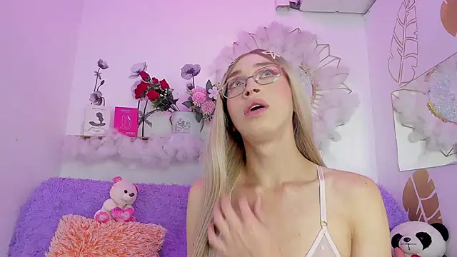 Ariadna Evangeline online show from 21, 4, 2026