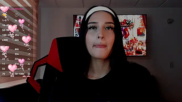 Charlotte greys online show from 7, 11, 2025