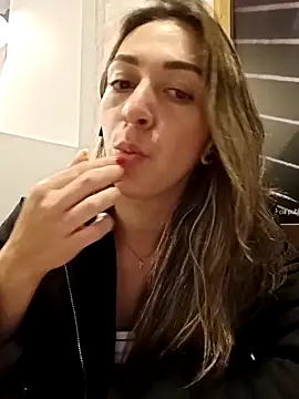 Snapshot of rachellboom chatting on 18, 11, 2025 rachellboom online show from 18, 11, 2025