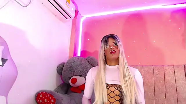vanessa nauthygirls online show from 25, 2, 2025