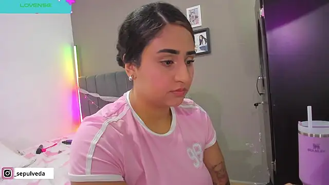 curvy jhacky online show from 4, 1, 2025