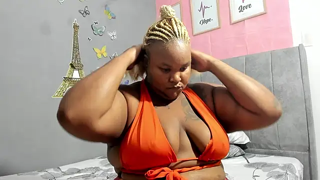 briyinabloom  online show from 4, 2, 2025