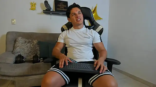 julian wallace online show from 19, 11, 2025