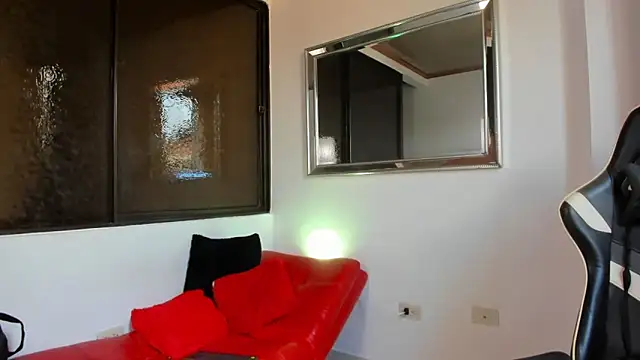 julian wallace online show from 3, 3, 2026