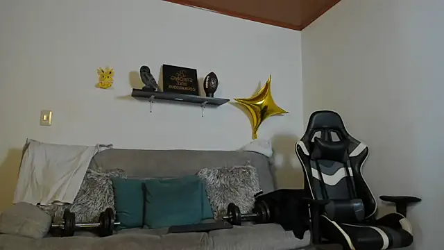 julian wallace online show from 24, 10, 2025