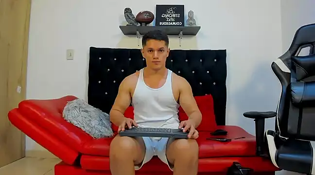 julian wallace online show from 17, 3, 2025