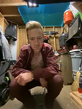 bentoverblonde online show from 31, 10, 2025