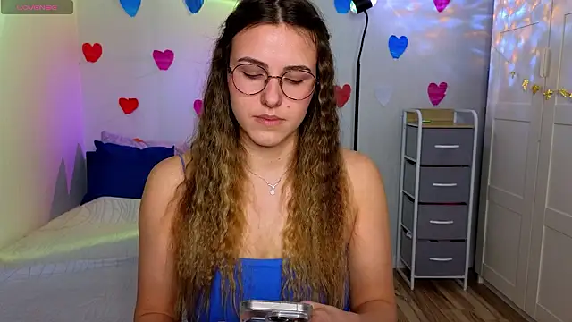 Snapshot of sophia_euphoriaa chatting on 6, 2, 2026 sophia euphoriaa online show from 6, 2, 2026