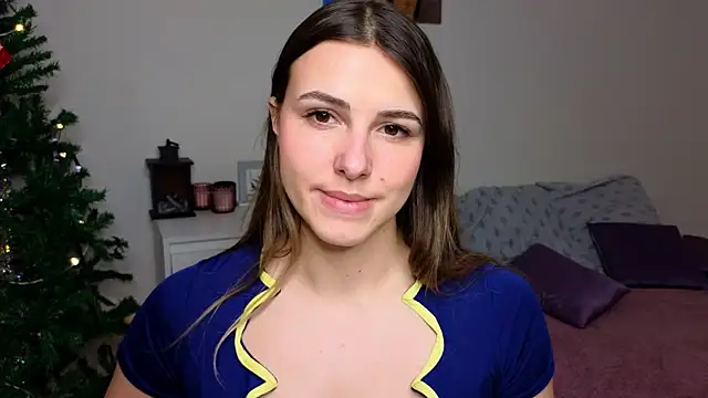 sophia euphoriaa online show from 18, 1, 2025