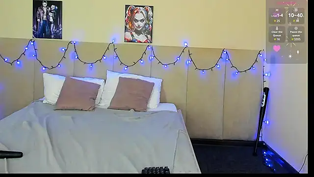 MuscleXXXBarbie online show from 7, 3, 2025