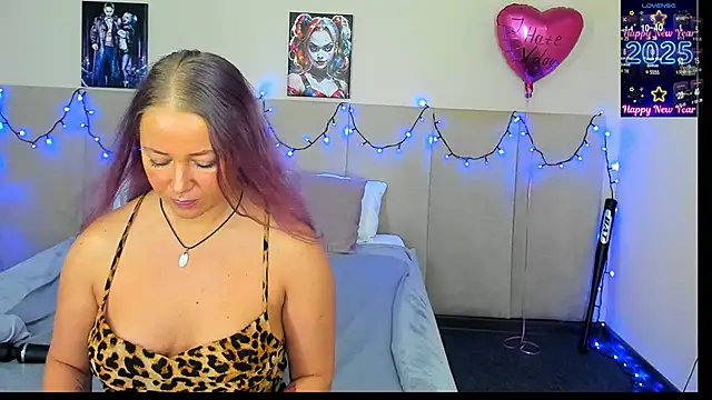 MuscleXXXBarbie online show from 18, 2, 2025