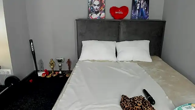 MuscleXXXBarbie online show from 5, 5, 2026