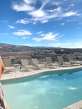 Snapshot of BrownieyQueen chatting on 2, 11, 2025 BrownieyQueen online show from 2, 11, 2025