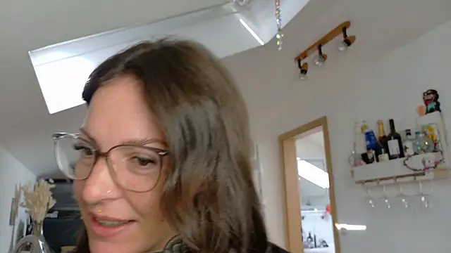 BrownieyQueen online show from 18, 7, 2026