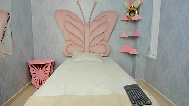 MaddyCute4u online show from 26, 2, 2025