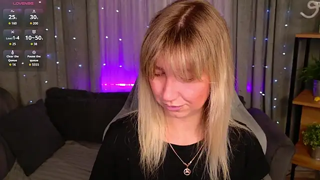 MilaBott online show from 8, 4, 2026