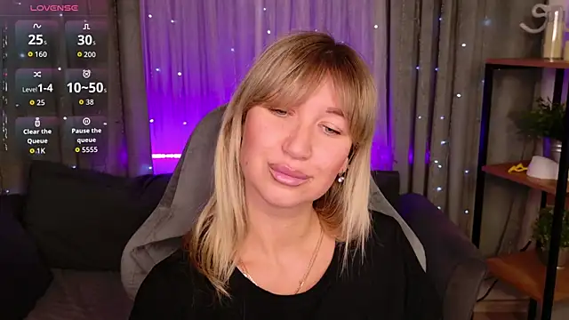 MilaBott online show from 10, 3, 2026