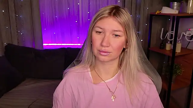 MilaBott online show from 18, 11, 2025