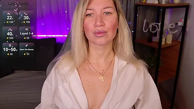 MilaBott online show from 11, 11, 2025