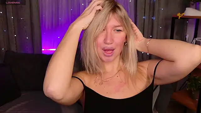 MilaBott online show from 29, 11, 2025