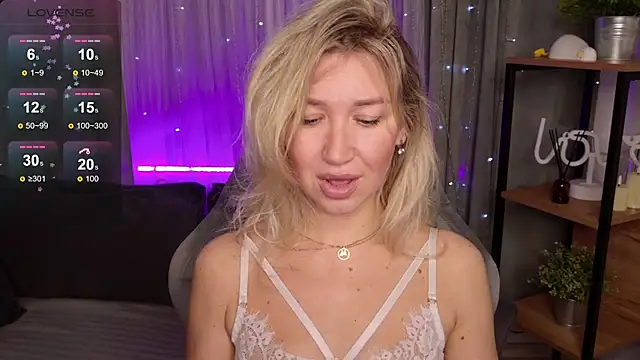 MilaBott online show from 7, 11, 2025