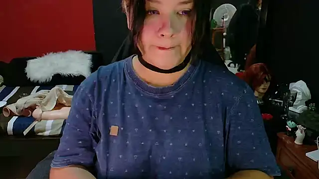 Snapshot of MaggaCass chatting on 13, 3, 2025 MaggaCass online show from 13, 3, 2025