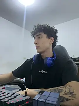 gojo satoru 18 online show from 14, 1, 2026