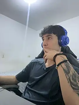 gojo satoru 18 online show from 2, 3, 2026