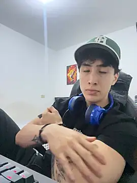 gojo satoru 18 online show from 9, 4, 2026