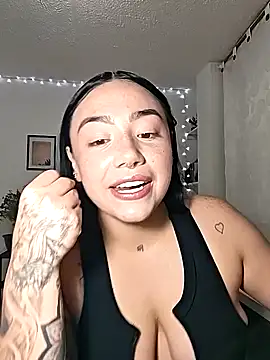 helena smith online show from 19, 3, 2025