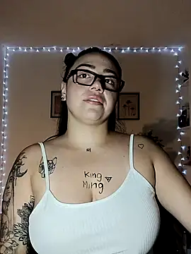 helena smith online show from 13, 2, 2025