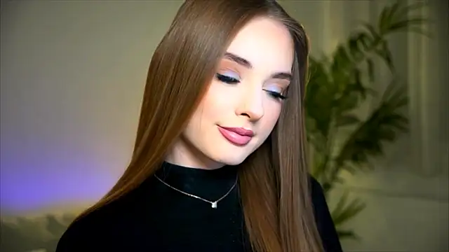 petitegonwiild online show from 27, 2, 2026