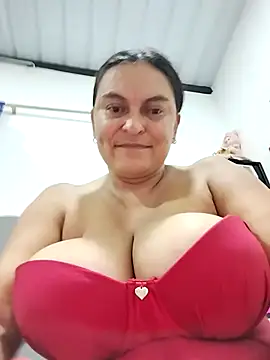 Horny-Mommy-Dirty online show from 12, 11, 2025