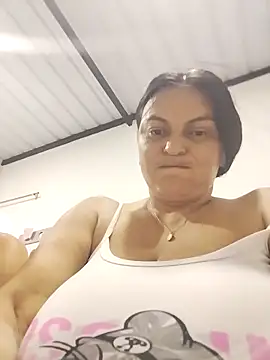 Horny-Mommy-Dirty online show from 19, 12, 2025