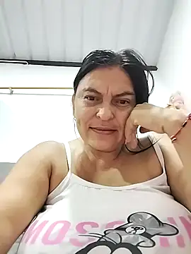 Horny-Mommy-Dirty online show from 4, 11, 2025