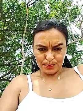 Horny-Mommy-Dirty online show from 11, 3, 2025