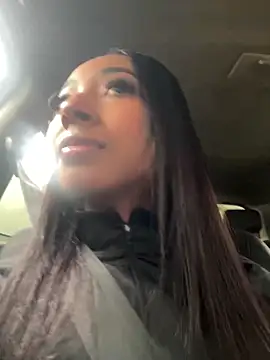 GabrielaLugo online show from 17, 5, 2026