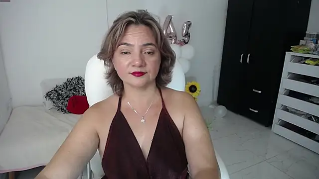 Snapshot of Chiraz_hasnaa chatting on 21, 1, 2025 Chiraz hasnaa online show from 21, 1, 2025