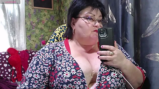 Goddess57 online show from 10, 10, 2025