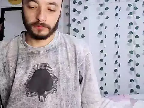 hotlatin92 online show from 14, 3, 2025