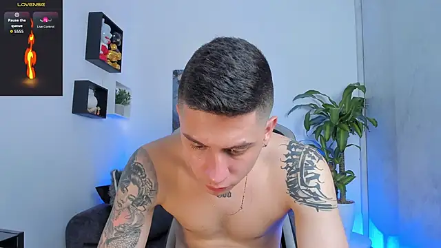 Snapshot of Yeiko_Romero_ chatting on 18, 9, 2025 Yeiko Romero online show from 18, 9, 2025