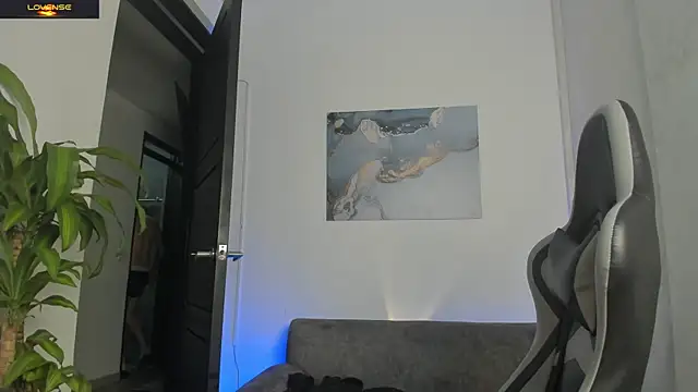 Snapshot of Yeiko_Romero_ chatting on 29, 9, 2025 Yeiko Romero online show from 29, 9, 2025