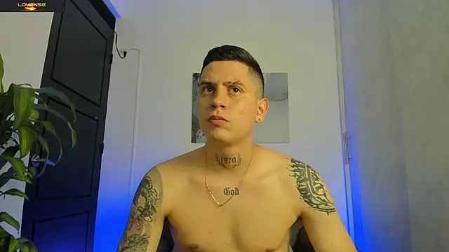 Snapshot of Yeiko_Romero_ chatting on 26, 9, 2025 Yeiko Romero online show from 26, 9, 2025