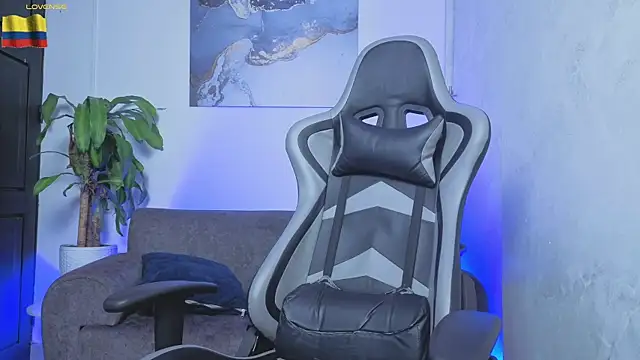 Yeiko Romero  online show from 10, 4, 2026