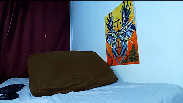 Thomass00 online show from 8, 11, 2025