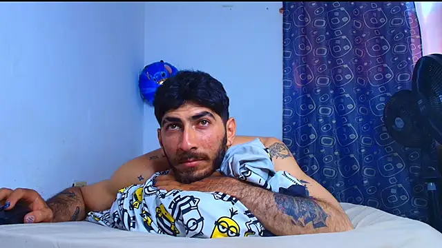 Snapshot of Thomass00 chatting on 18, 4, 2026 Thomass00 online show from 18, 4, 2026