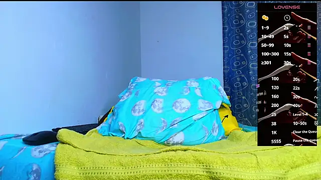 Thomass00 online show from 5, 3, 2026